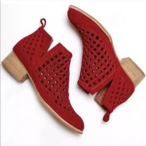 Jeffrey Campbell Taggart Bootie, Red, size 7.5